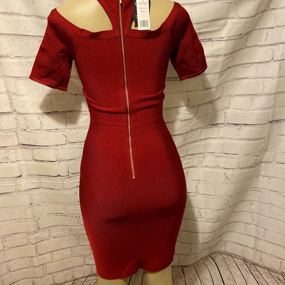 NWT- BEBE Y NECK CUTOUT BANDAGE DRESS SIZE S - Picture 3 of 6